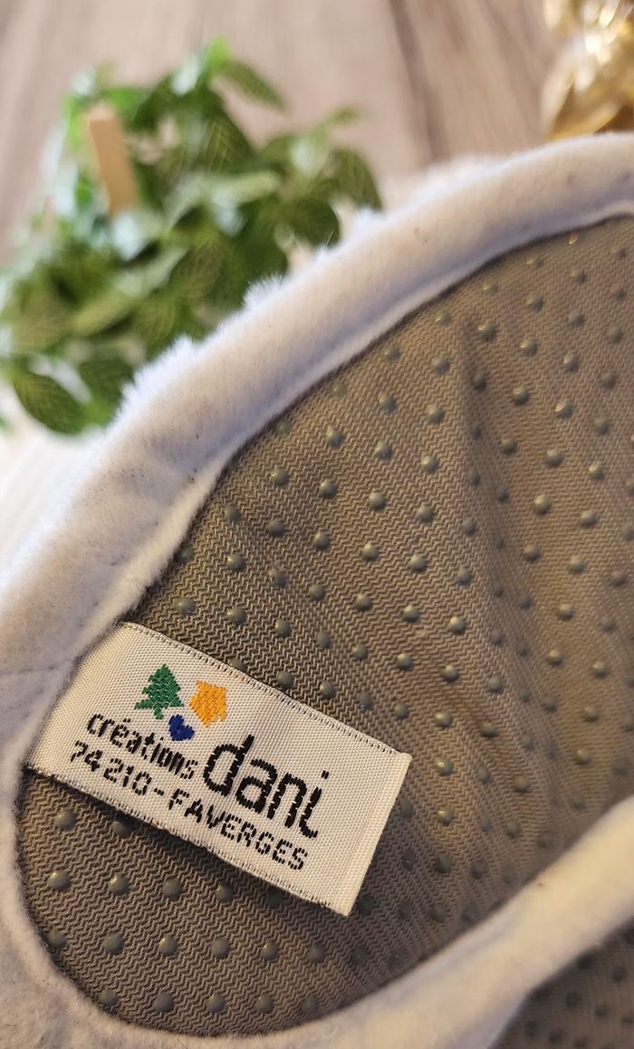 Chaussons Enfant Husky P.21/22 Neuf - photo numéro 8