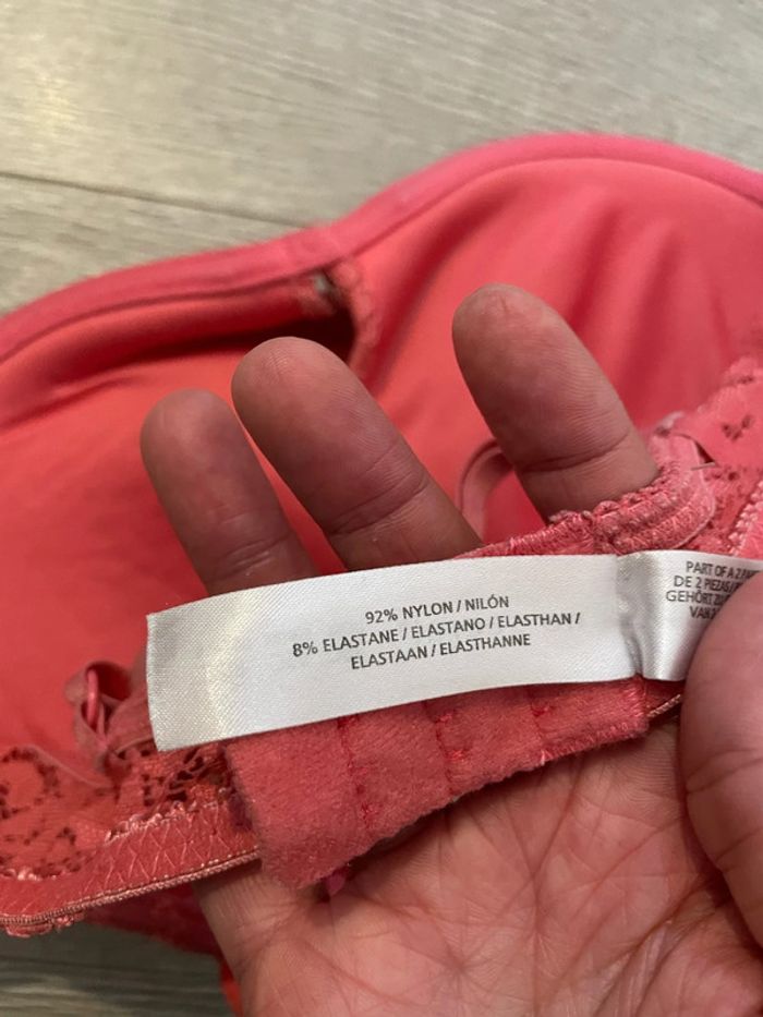 Soutien gorge corail à dentelle rembourré à armature no secret primark taille 95C - photo numéro 6