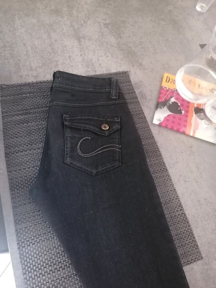 Jean femme/fille Cache Noir cache taille 34-36