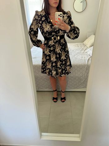 Robe fluide fleurie taille m neuve