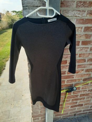 Robe longues manches