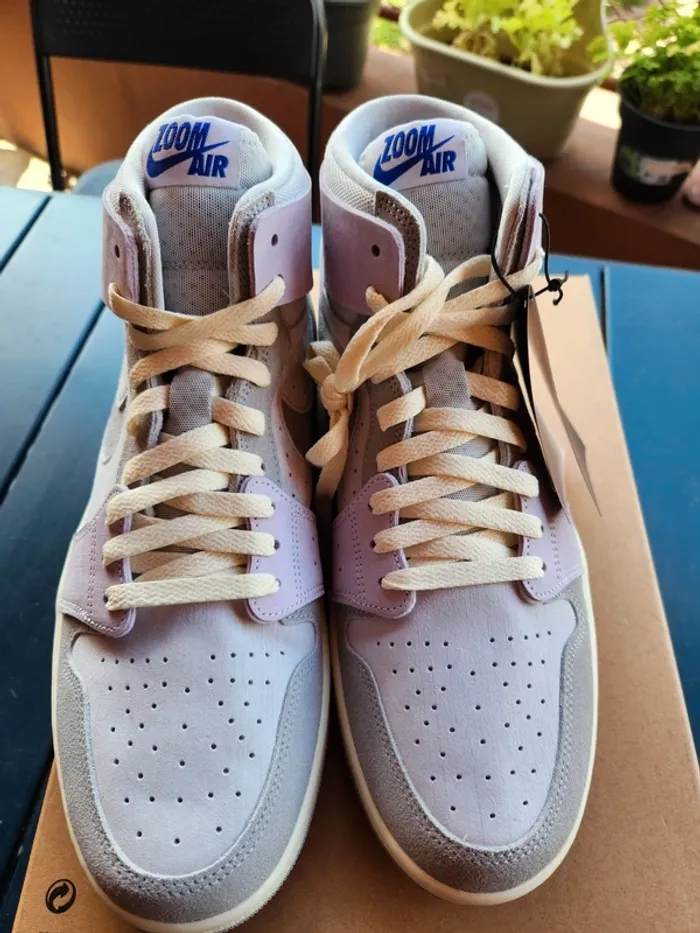 Nike air jordan 1 zm air cmft 2 neuves Taille 42,5 femme - photo numéro 4