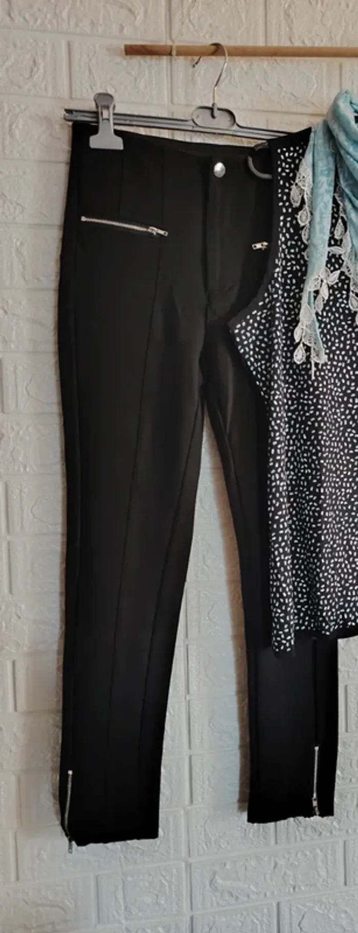 Ensemble femme noir/gris 4 pièces - photo numéro 10