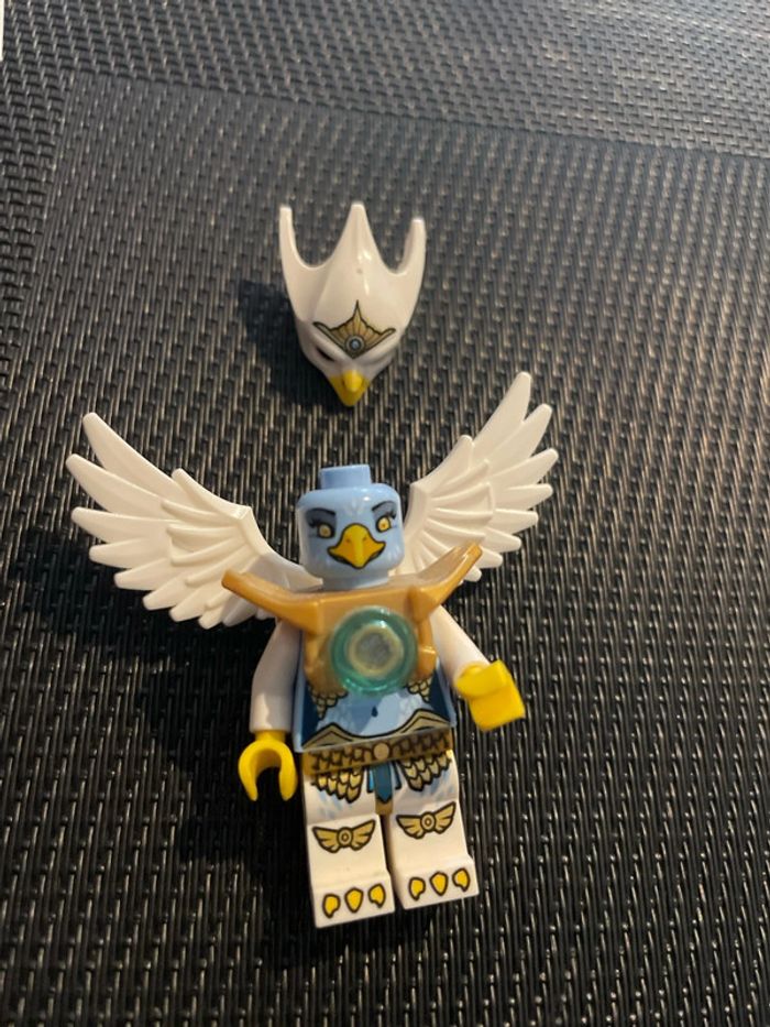 Lego Chima minifigure mini figurine Eris loc032 tribu des aigles 70114 officiel - photo numéro 2