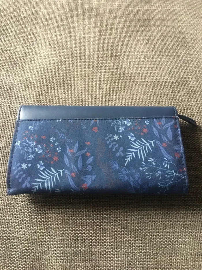 Porte feuille - photo numéro 3