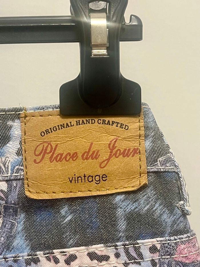 Jean léopard  place du jour - photo numéro 6