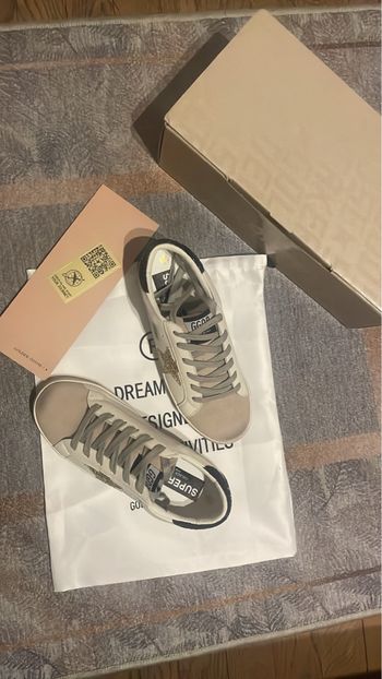 Golden goose superstar 