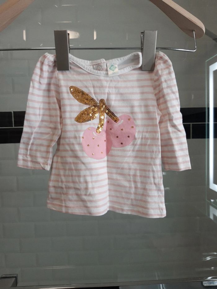 🌸 tee-shirt manches longues fille en 3 mois🌸