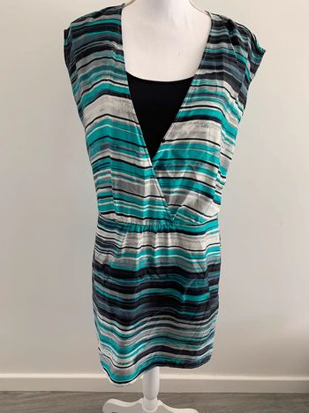 Robe bleue et noire One Step T38