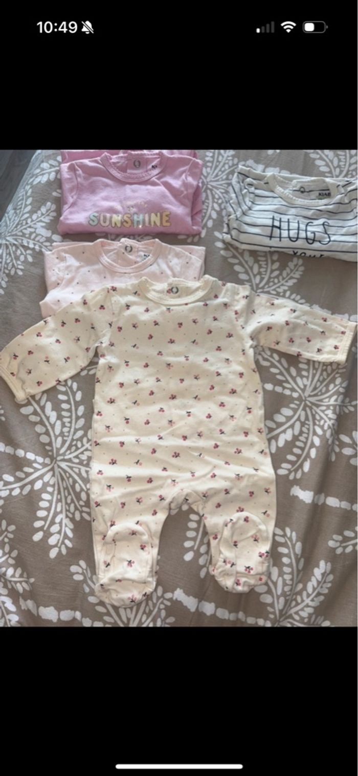 Lot 10 pyjamas 1 mois - photo numéro 5