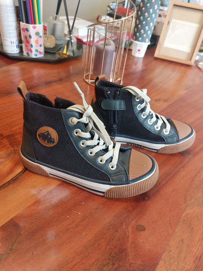Chaussures montantes