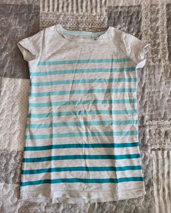 Tee shirt gris à rayures bleues 3 ans