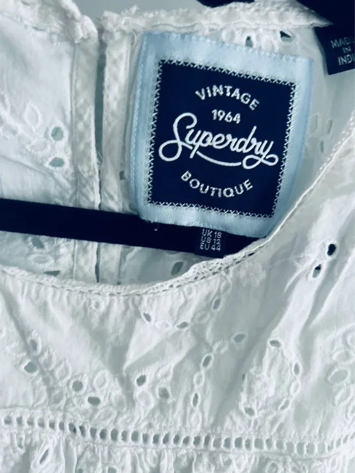 Jolie débardeur broderie anglaise Superdry vintage taille 44 - photo numéro 5