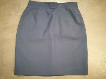 Jupe droite bleu doublée Taille 38 faite par une couturière Neuve