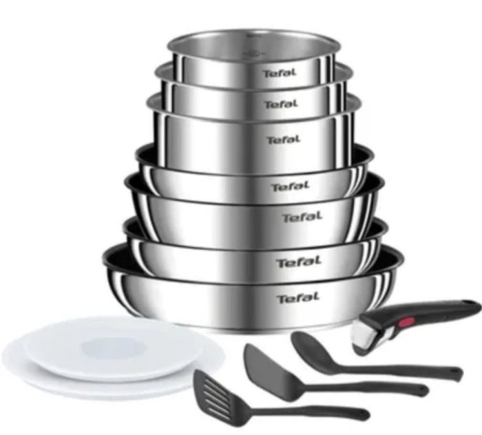 Tefal set de 13 pièces jamais ouvert neuves