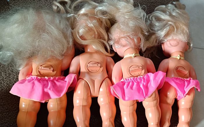 Lot de 4 poupée - photo numéro 3