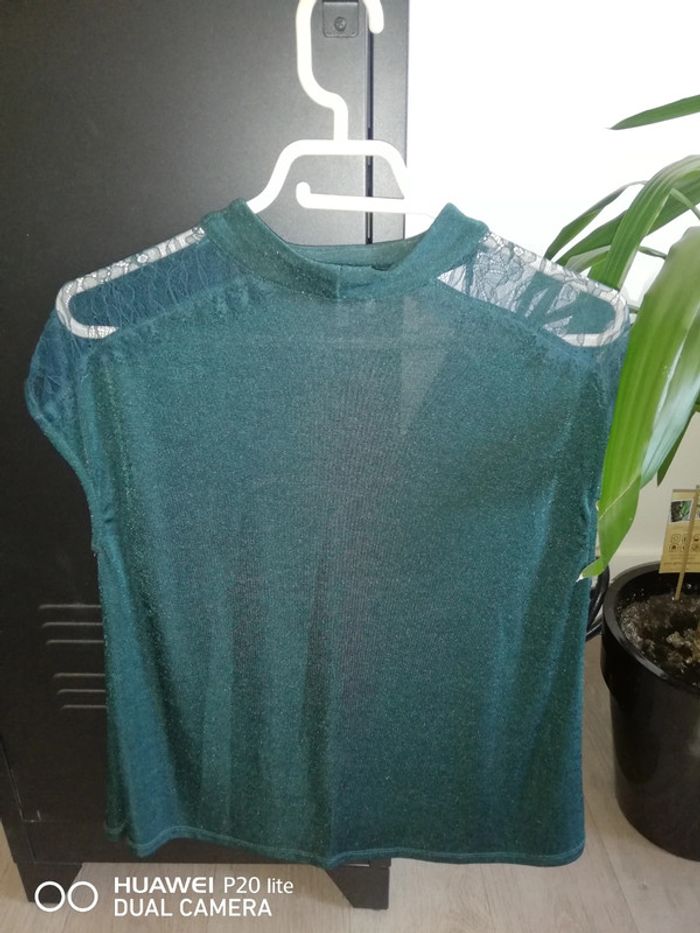 Haut  dentelle - photo numéro 2