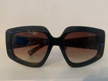 Lunette de soleil Fendi