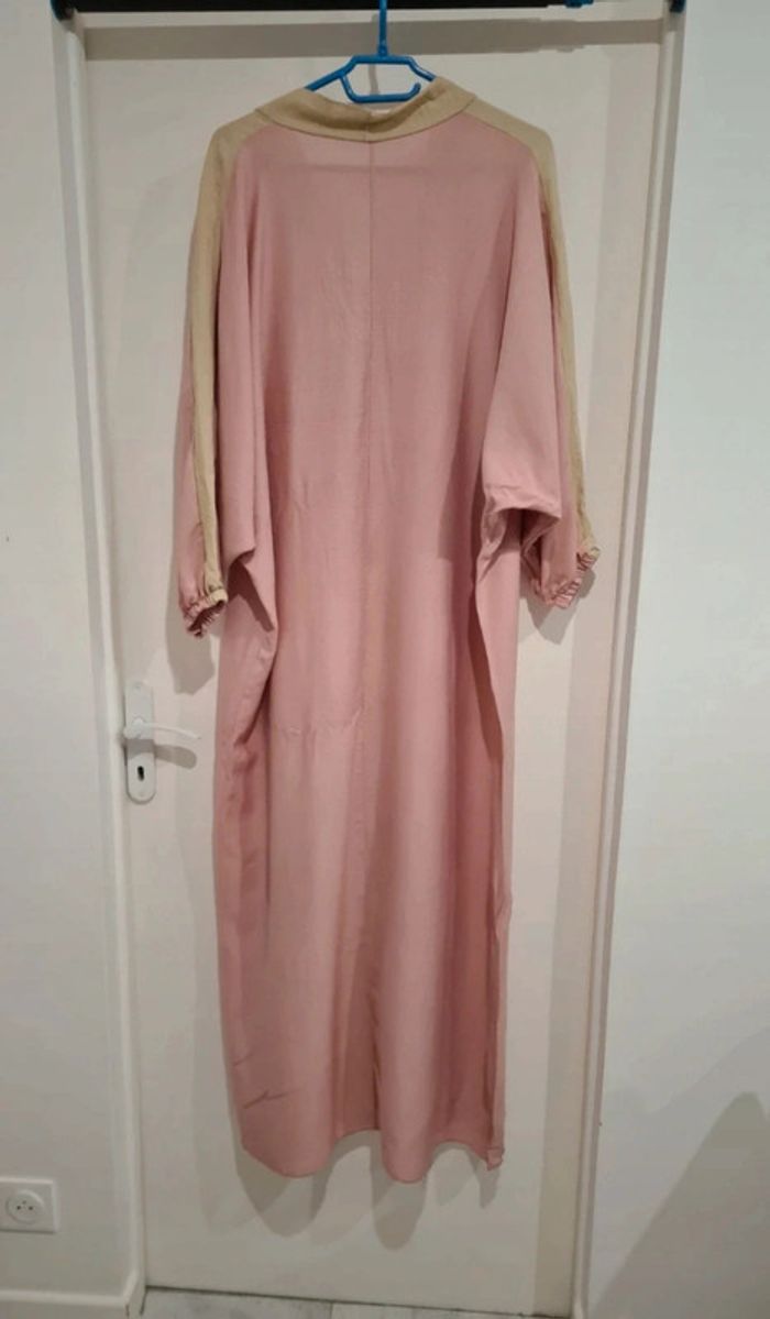 Abaya NEUVE - photo numéro 3