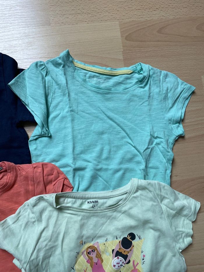 Lot 4 tee-shirts 4 ans - photo numéro 3