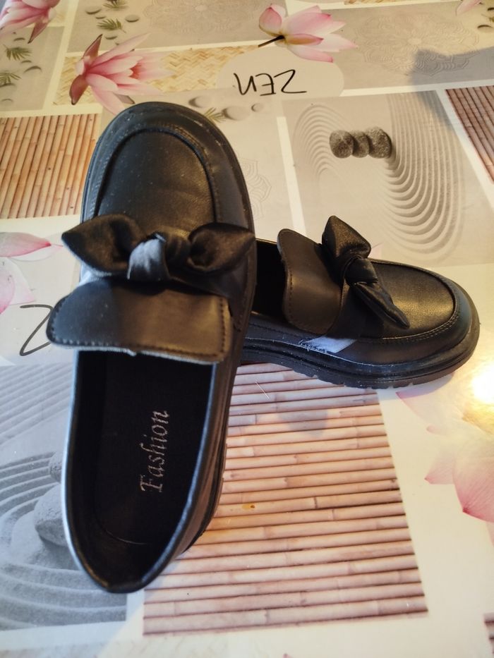 Mocassins fille neuf