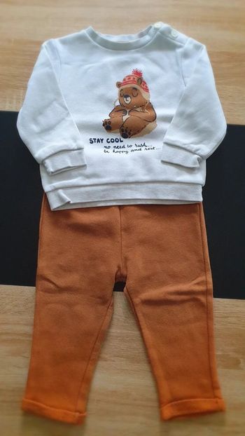 Ensemble pull et pantalon 18 mois