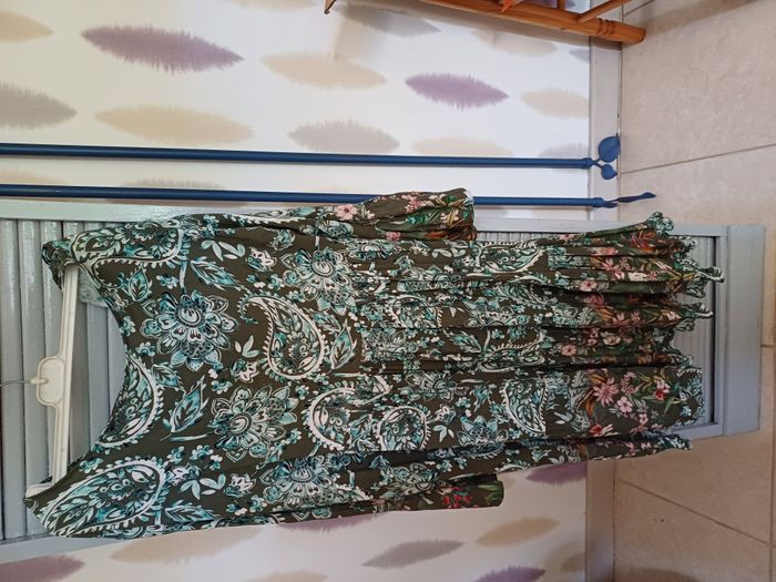 robe manches longues Taille 4XL - photo numéro 2