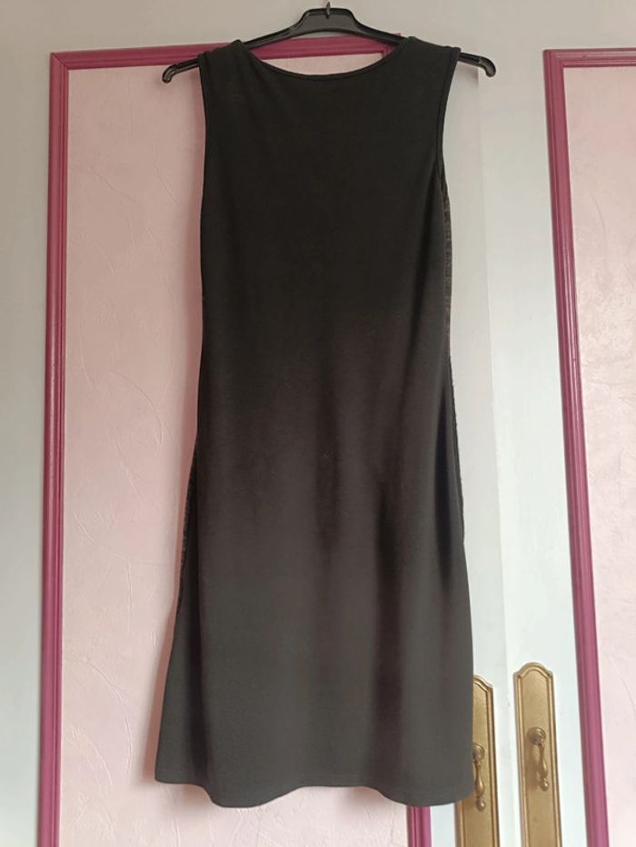 Robe noire "Cache cache" T.38 - photo numéro 14