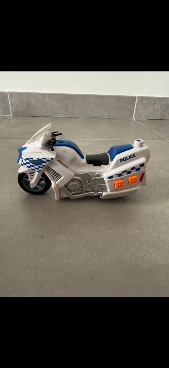 Moto police lumineuse et sonore - photo numéro 3