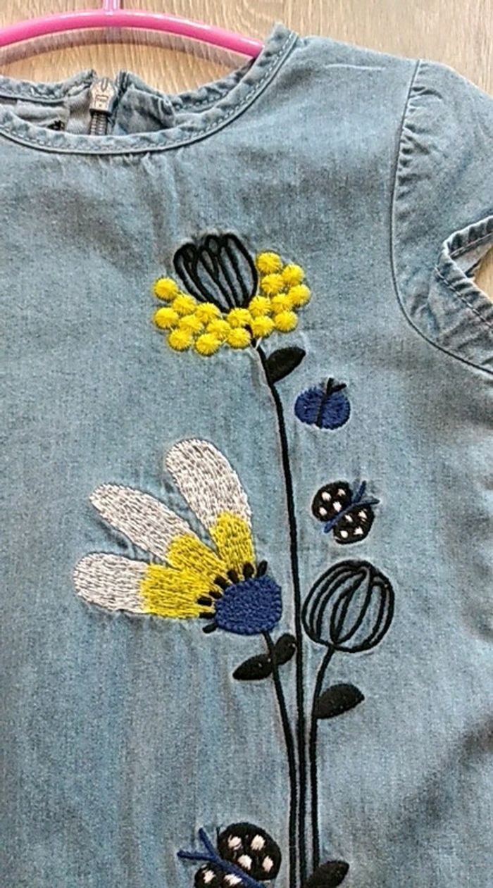 Robe catimini 18 mois - photo numéro 4