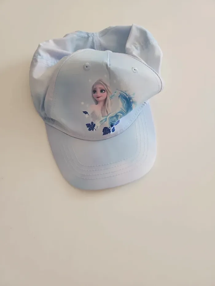 Casquette H&M Reine des neiges