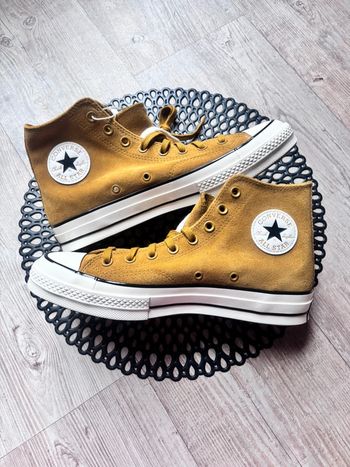Converse moutarde suedine cuir