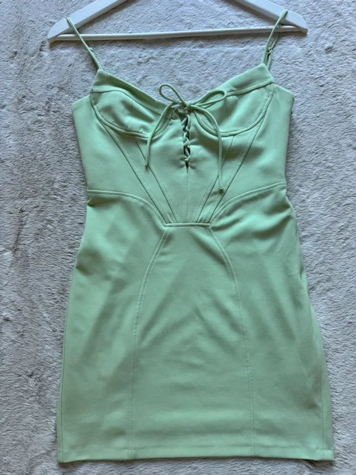 Robe courte bustier Zara