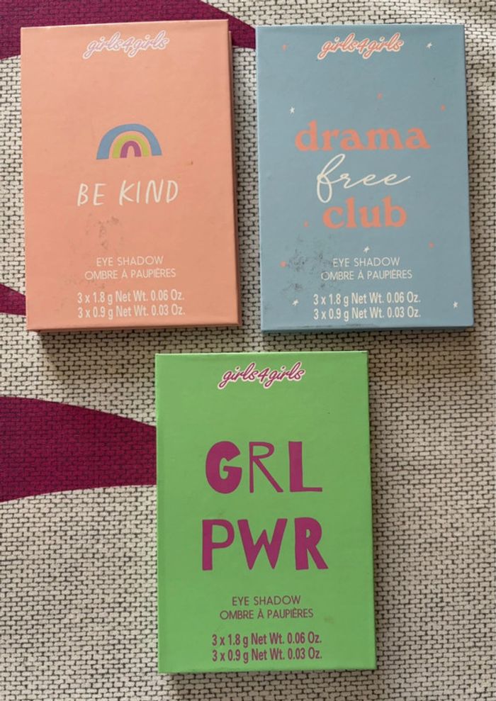 lot 3 palettes de maquillage - photo numéro 2