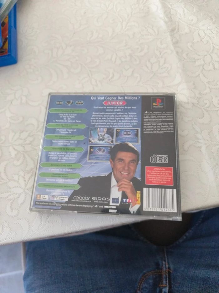 Qui veut gagner des millions junior ps1 - photo numéro 2