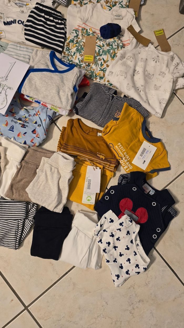 NEUFS !!! C est cadeau 🥰🤩👌sublime gros  lot  1 MOIS  garçon (Primptemps ete)💙🤩😍👍👌 - photo numéro 3