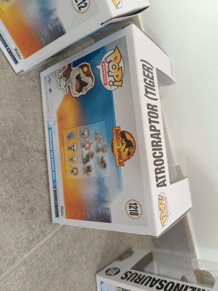 Lot funko Jurassic world 1212 1218 1206 - photo numéro 15