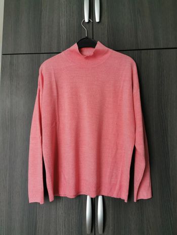 Pull léger à col roulé