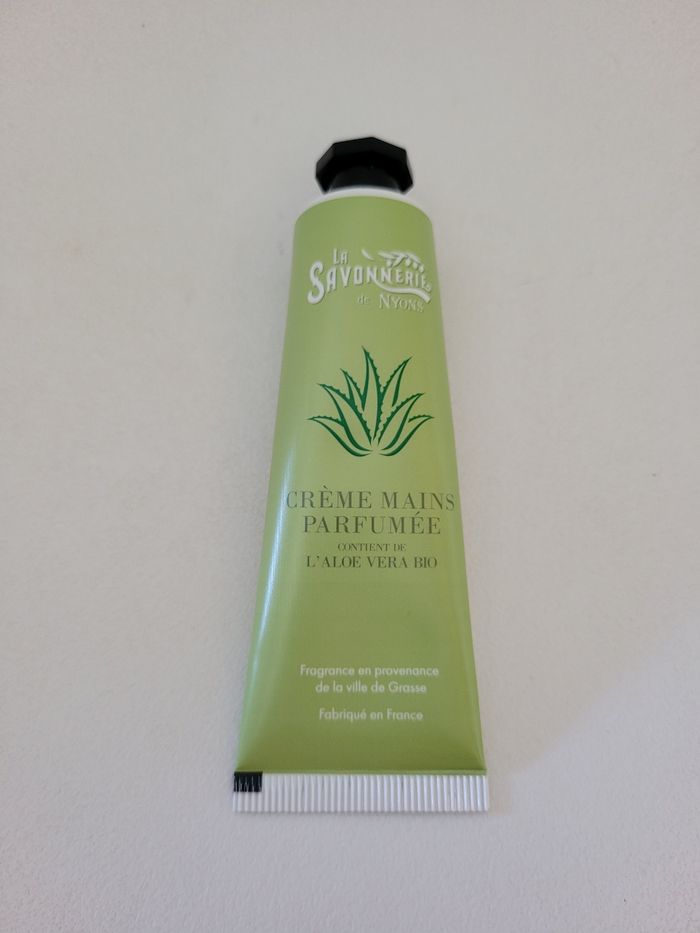 Crème mains parfumée