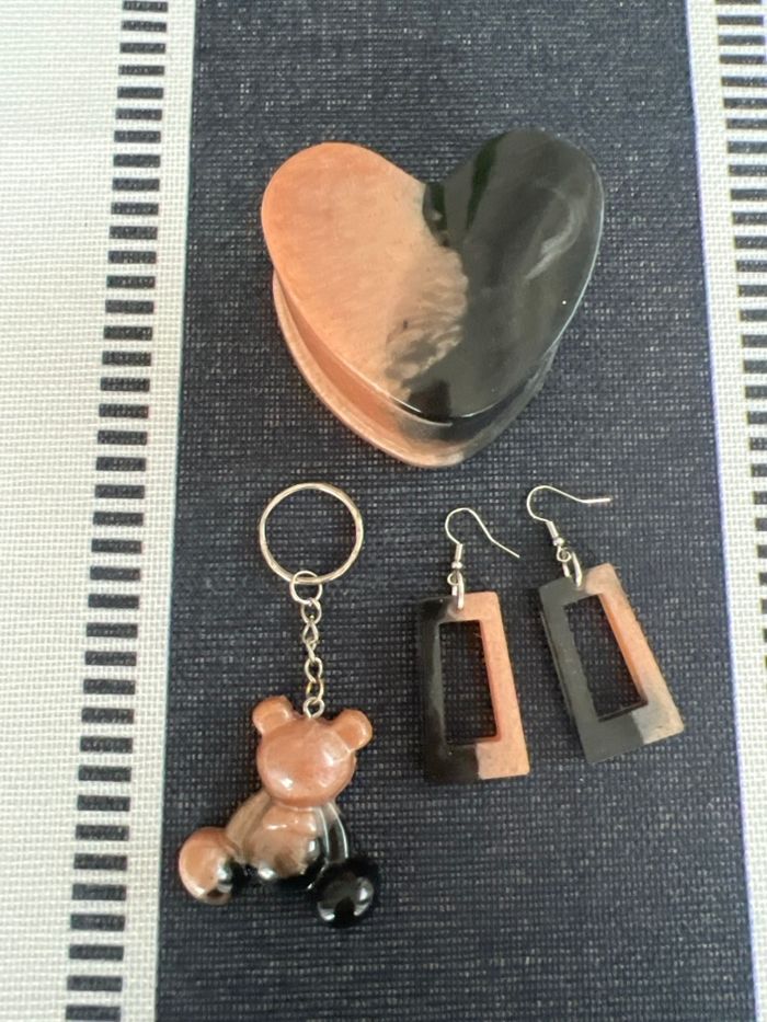 Coffre à bijoux en forme de cœur + boucles d’oreilles+ porte-clefs, nounours - photo numéro 4