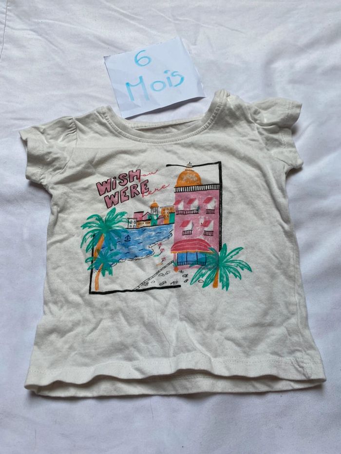 T-shirt fille en très bonne état