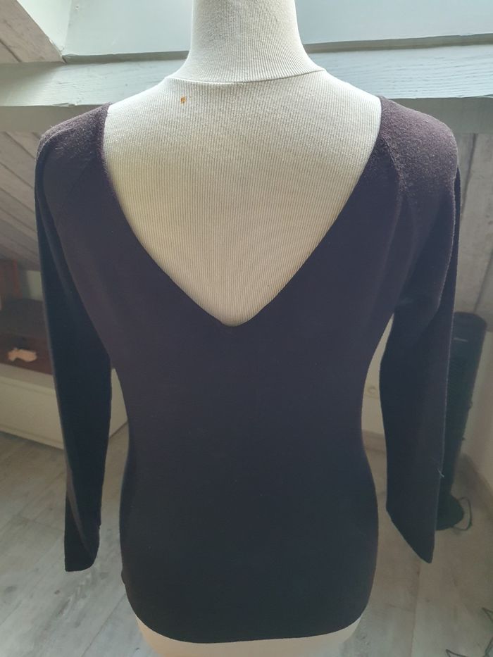 Pull-overs col V, devant et derrière. - photo numéro 2