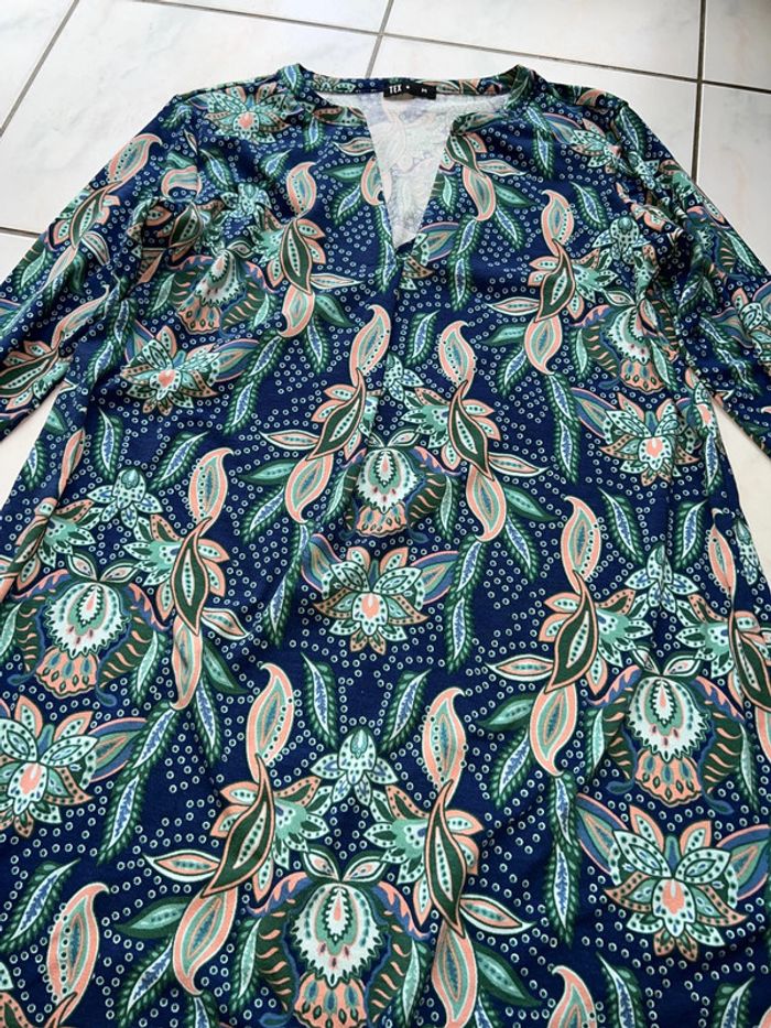 Robe à fleure - photo numéro 2