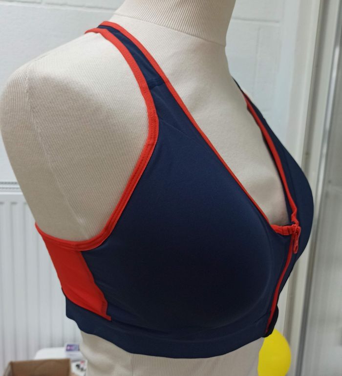 100C brassière de sport - photo numéro 3