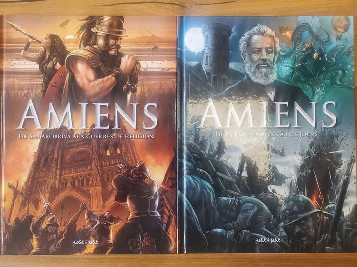 BD l histoire d Amiens en deux tomes .