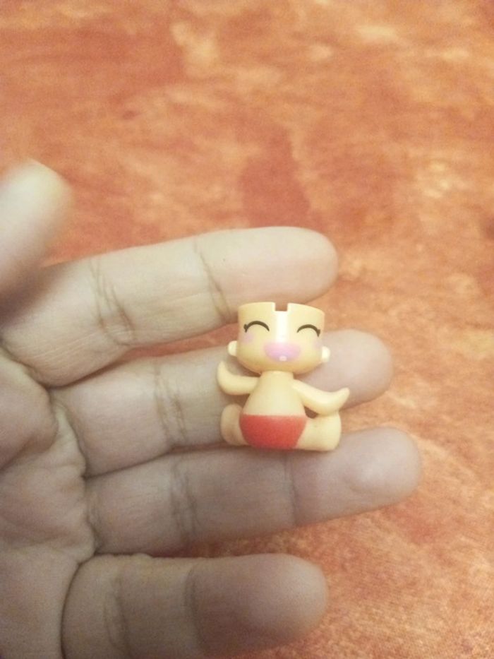 Lot de 8 figurines, Kinder, Piny pon et autres - photo numéro 5