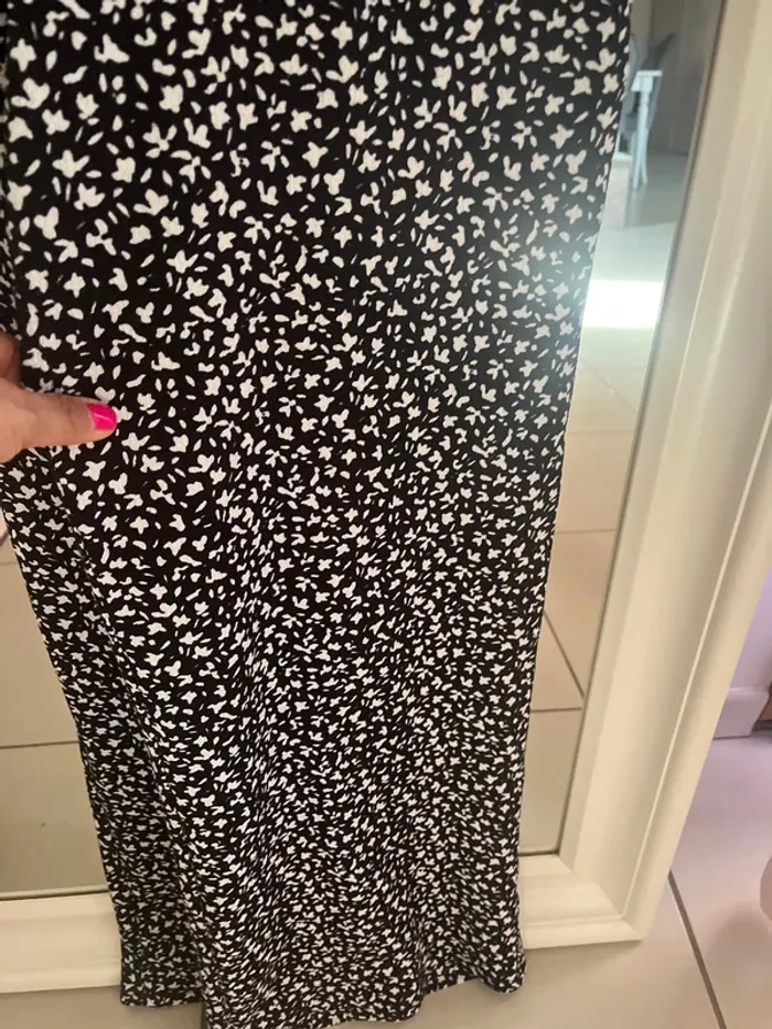 Combi femme noir et blanc - photo numéro 3