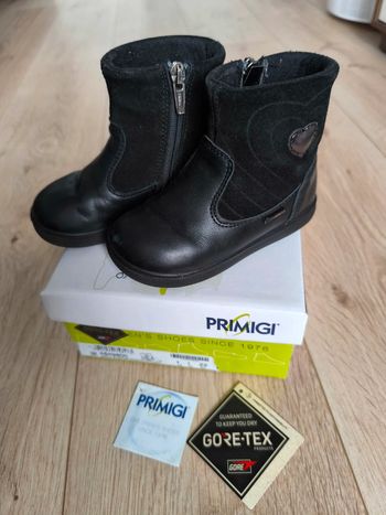 Bottines fille chaudes Primigi noires Taille 22
