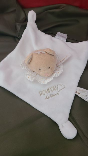 Doudou plat ours DOUDOU ET COMPAGNIE pétales attrape rêves beige 20cm