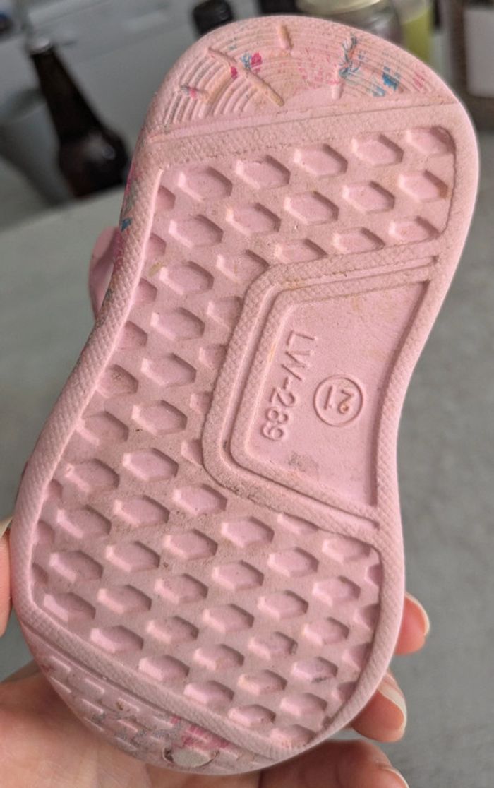 Jolies crocs bébé fille roses - photo numéro 4